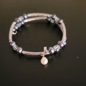 Vantel Pearl wrap bracelet